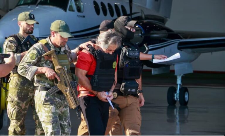 Hernán Bermúdez Requena llega a México