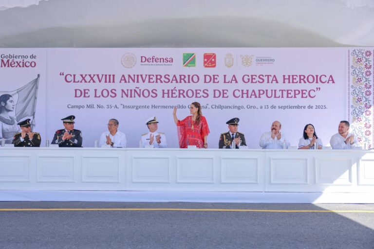 Reconoce Evelyn Salgado lealtad, entrega y compromiso de las Fuerzas Armadas al rendir homenaje a los Niños Héroes de Chapultepec