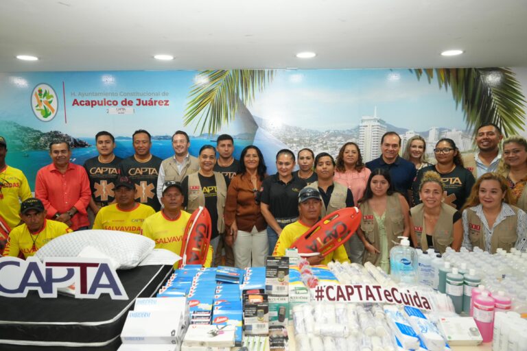 Equipa Abelina López Rodríguez a CAPTA con material para atención a emergencias