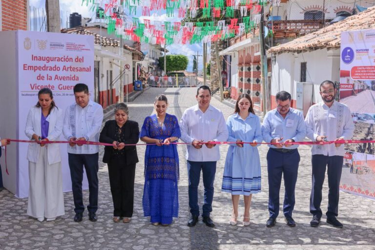 Evelyn Salgado impulsa con obras el desarrollo del Pueblo Mágico de Ixcateopan