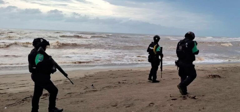 El cadáver de un hombre fue encontrado flotando en el mar cerca de Barra Vieja