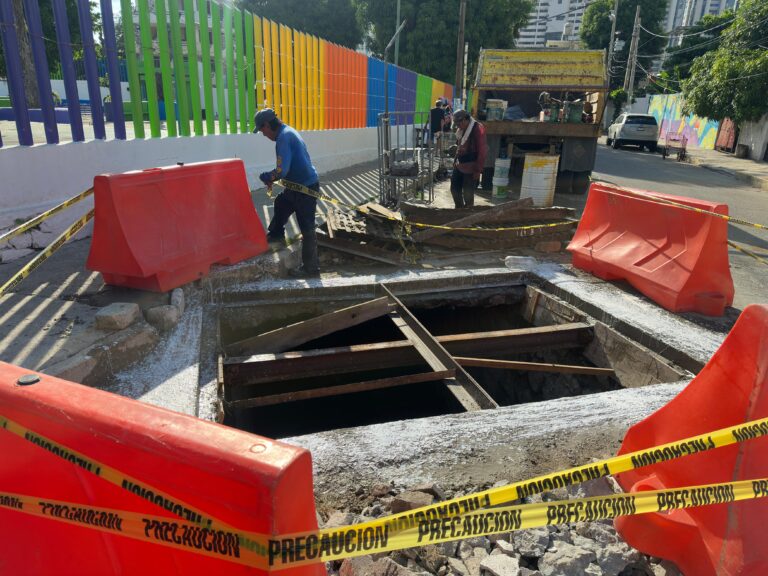 Intensifica Gobierno de Acapulco limpieza y rehabilitación de rejillas pluviales