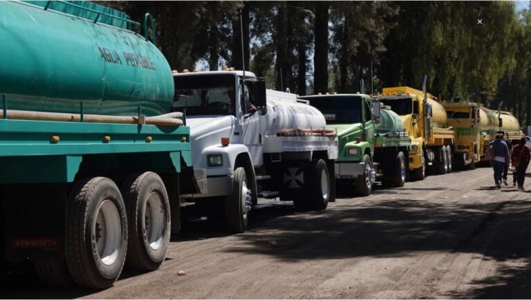 Gobierno federal dialogará con piperos tras bloqueos en CDMX y Edomex