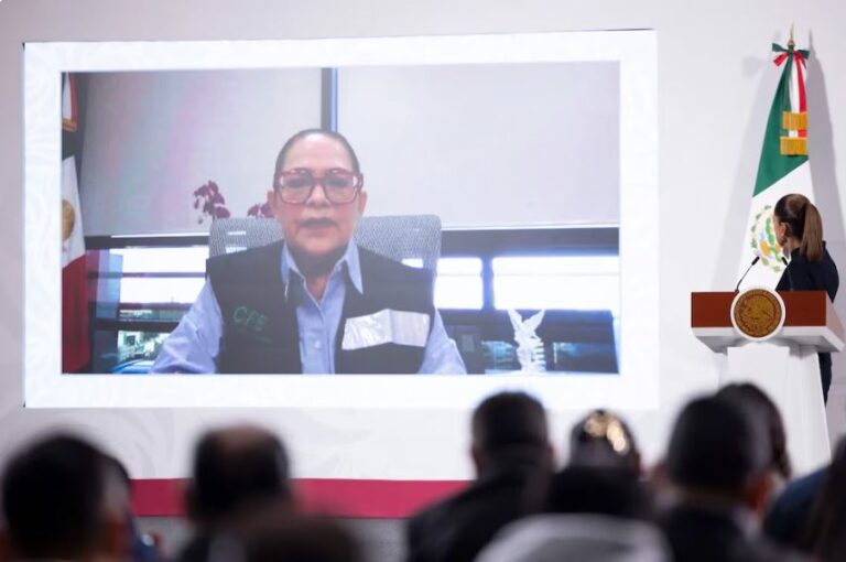 Restablece CFE electricidad a más de 18 mil usuarios tras lluvias en cinco estados