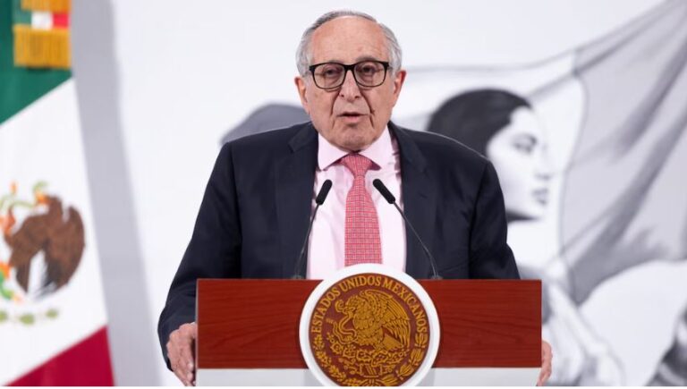 Destaca Secretario de Salud funcionamiento hospitalario interinstitucional tras inundaciones en cinco estados