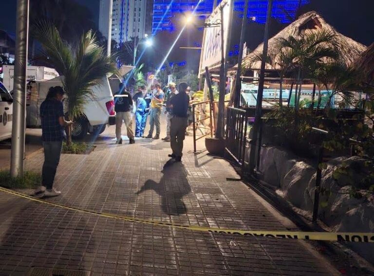 Hombre acribillado a balazos esta madrugada en la zona turística de Acapulco