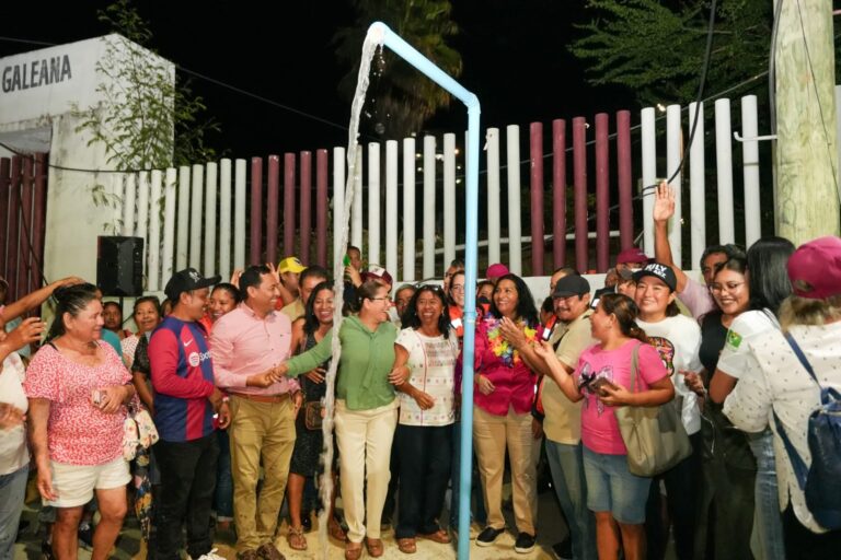 Pone en marcha Abelina López sistema de agua potable en Hermenegildo Galeana
