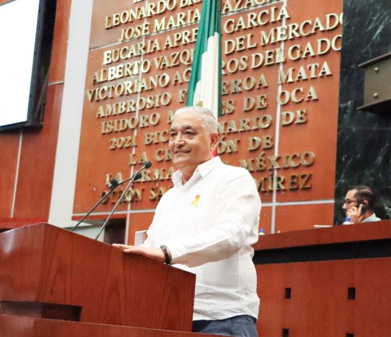 La política educativa estatal se ha centrado en reducir las brechas históricas de desigualdad: Castillo Peña