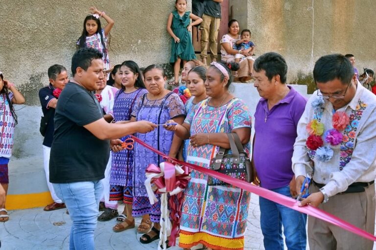 Inauguración de Obras en Xochistlahuaca mejora en infraestructura municipal