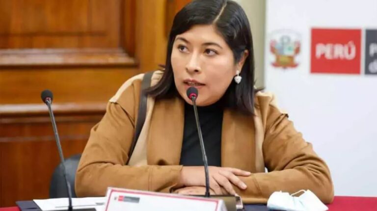 Perú rompe relaciones diplomáticas con México por asilo a la exprimera ministra Betssy Chávez