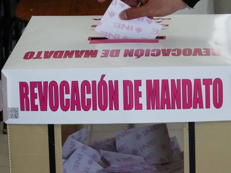 Reforma de Morena blindará a Sheinbaum de la revocación de mandato ciudadana