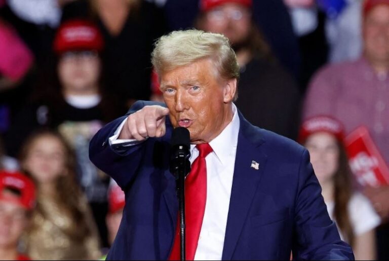 Trump abre la posibilidad de autorizar ataques de EU en México