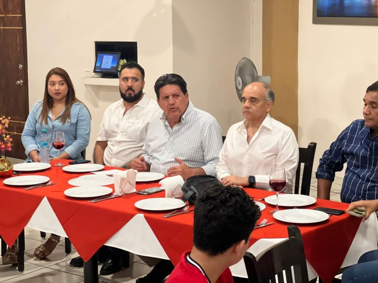 Realizan Alejandro Bravo y Manuel Añorve gira por Costa Chica