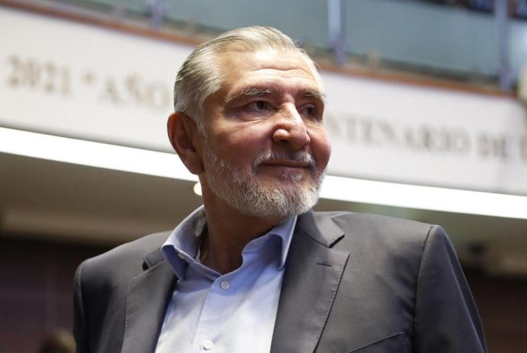 Evalúa Adán Augusto López salida diplomática en Europa, entre rumores y reacomodos en Morena