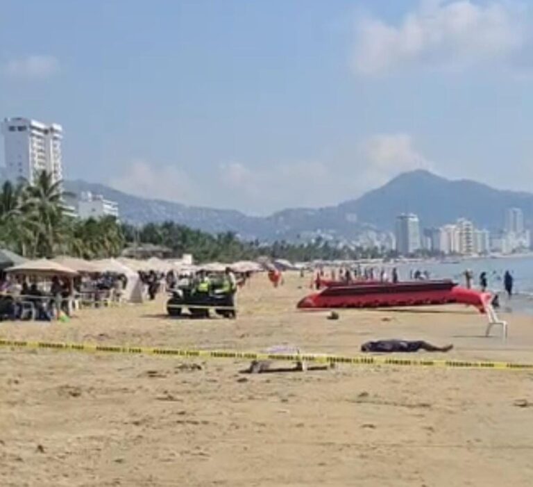 Un hombre al parecer turista murió ahogado, en playa Dominguillo