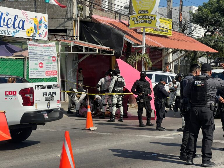 Asesinan a balazos a una mujer y un hombre herido en La Poza