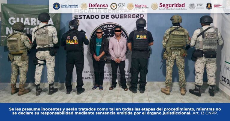 FGEGuerrero detiene por Extorsión Agravada a dos masculinos en Cochoapa el Grande; aseguran armas, vehículo y otros indicios