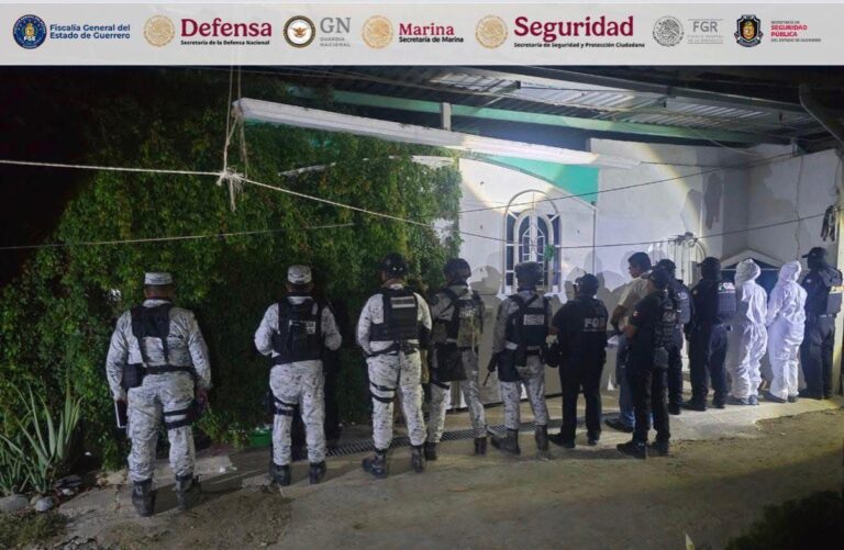 FGEGuerrero ejecuta orden de cateo en Coyuca de Benítez; asegura armas, cartuchos, presunta marihuana y vehículo