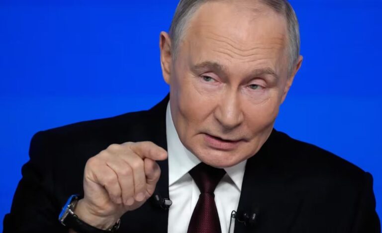 Pone Vladimir Putin precio a Groenlandia; EU debería pagar entre 200 y mil millones de dólares