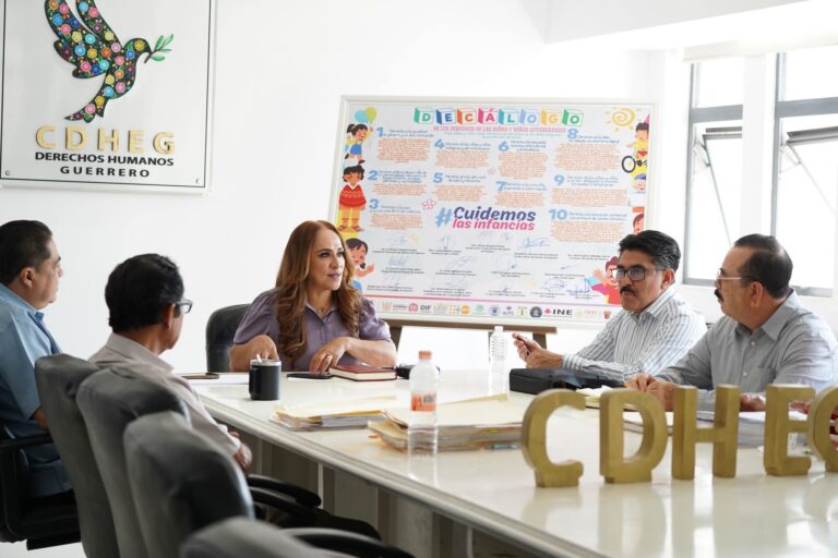 Presidenta de la CDHEG encabeza reunión de trabajo con la Primera Visitaduría para seguimiento de expedientes