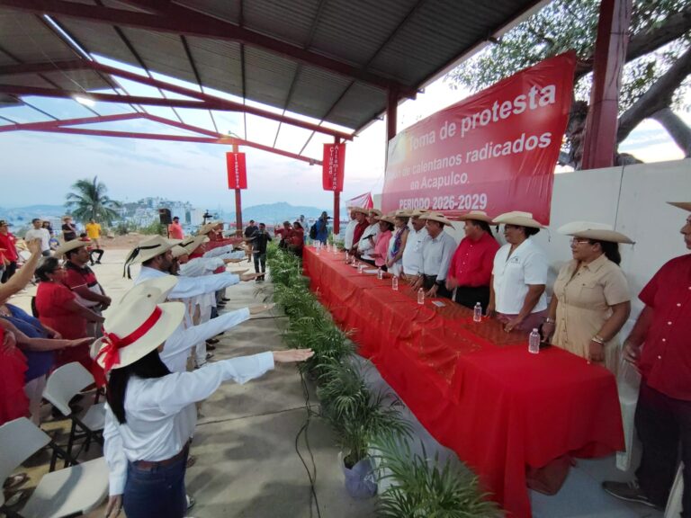 Toma protesta Abelina López Rodríguez a nueva dirigencia de la UCRA 2026-2029