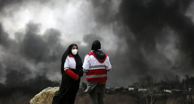 Sufre Lluvia Negra Teherán por los ataques de EE.UU. e Israel