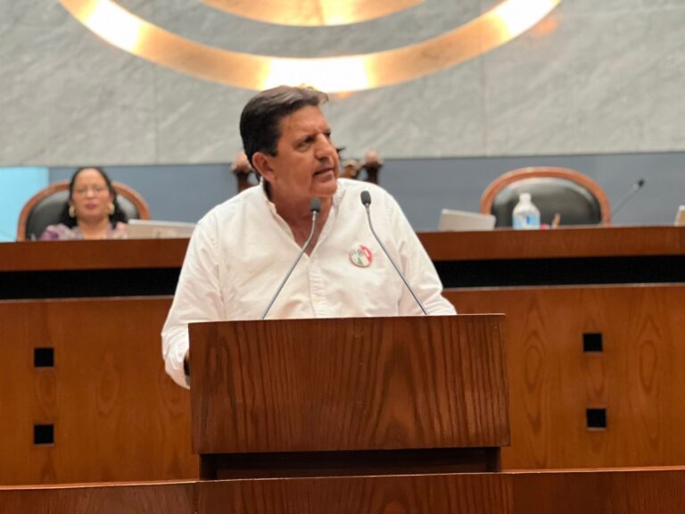 La lucha de los derechos laborales no es de ningún partido político, afirma diputado Bravo Abarca