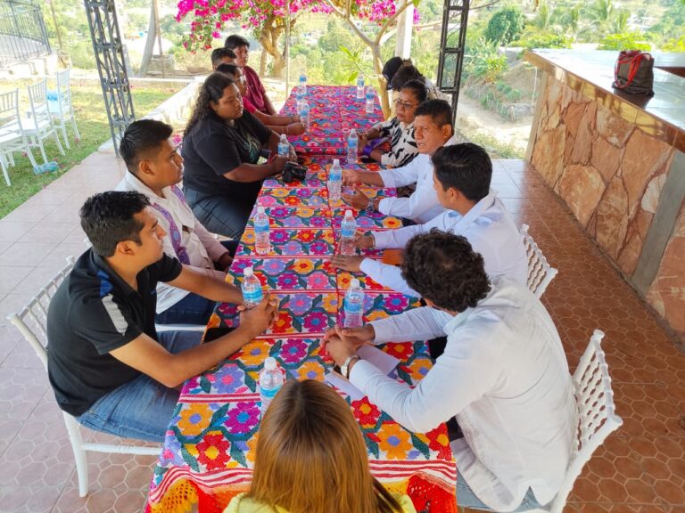 Jóvenes de Ometepec se suman a las filas de Morena