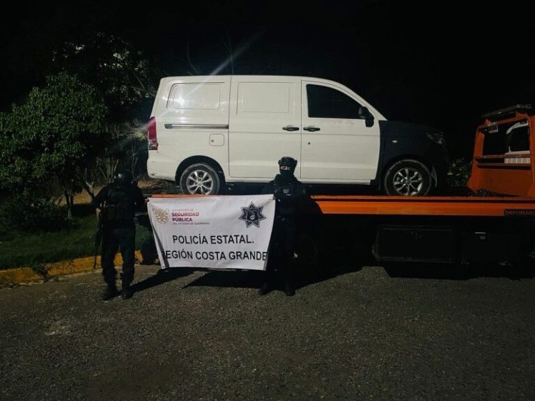 Recuperan dos vehículos con reporte de robo en Zihuatanejo