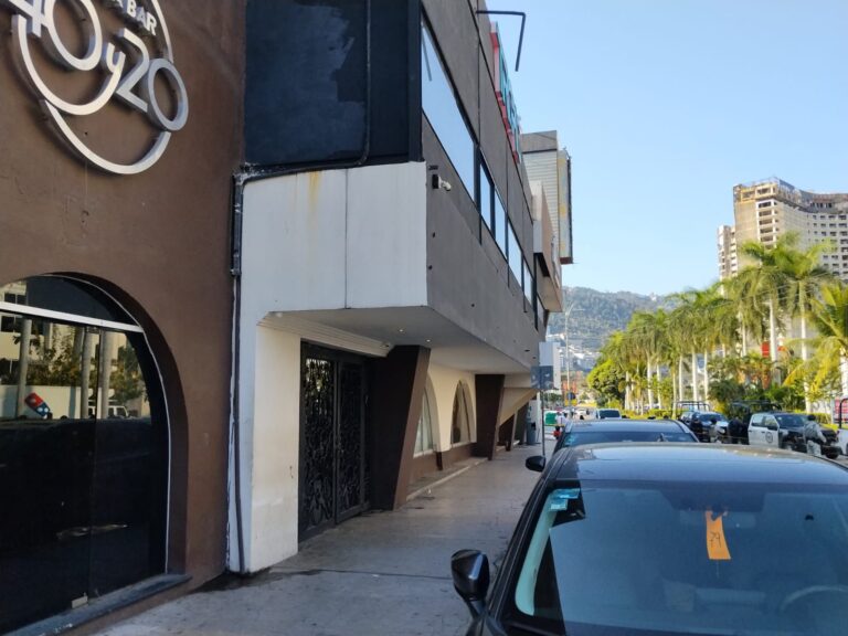 Detienen a presunto agresor tras balear a una persona en la Costera Miguel Alemán