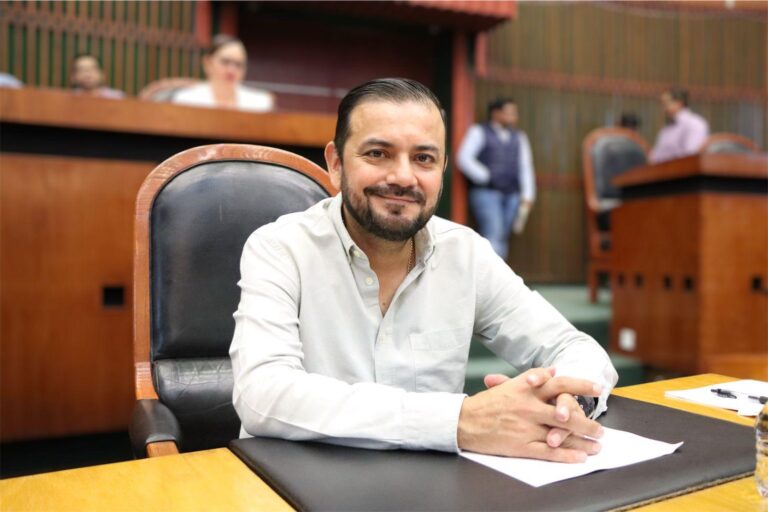 Destaca Urióstegui García aprobaciones del Congreso en el último mes