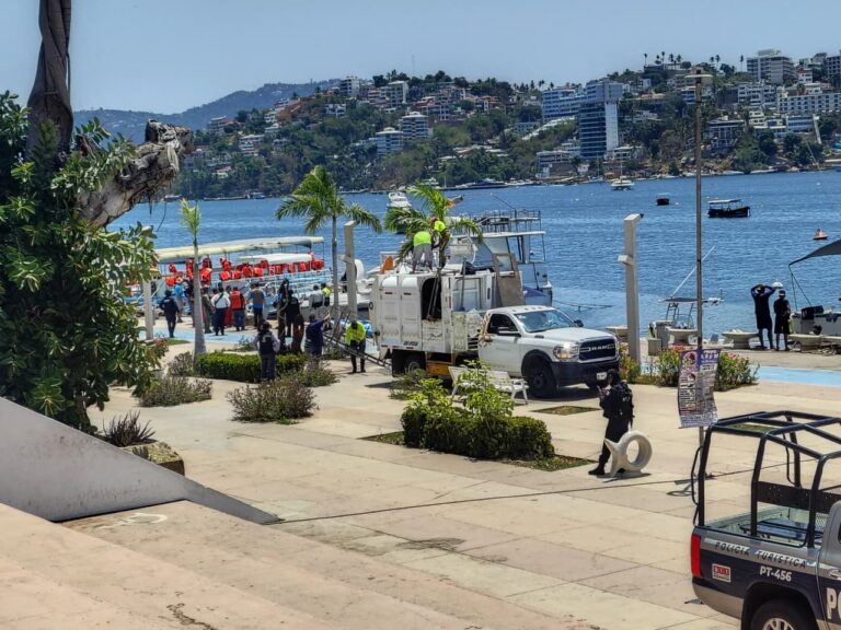 Ordena Gobierno de Acapulco espacios públicos en la zona Tradicional