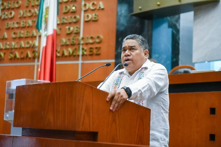 Presenta diputado iniciativa de Ley para la Prevencion y Combate a la Pobreza en Guerrero