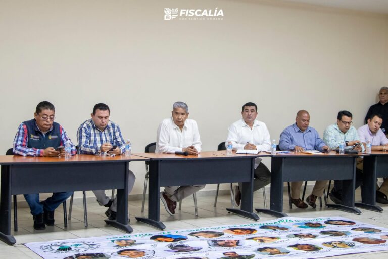 Fiscal General del Estado sostiene reunión de trabajo con colectivos de familiares de personas desaparecidas