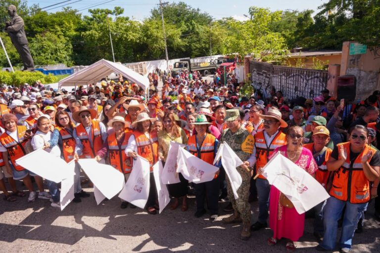 Pone en marcha Abelina López “Ciudad Limpia” con nueva maquinaria y equipo operativo