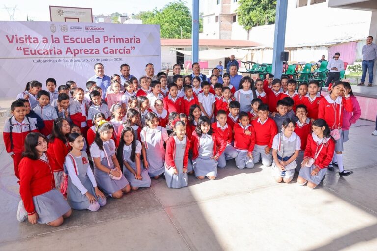 Evelyn Salgado consolida la Revolución Educativa en las escuelas de Guerrero