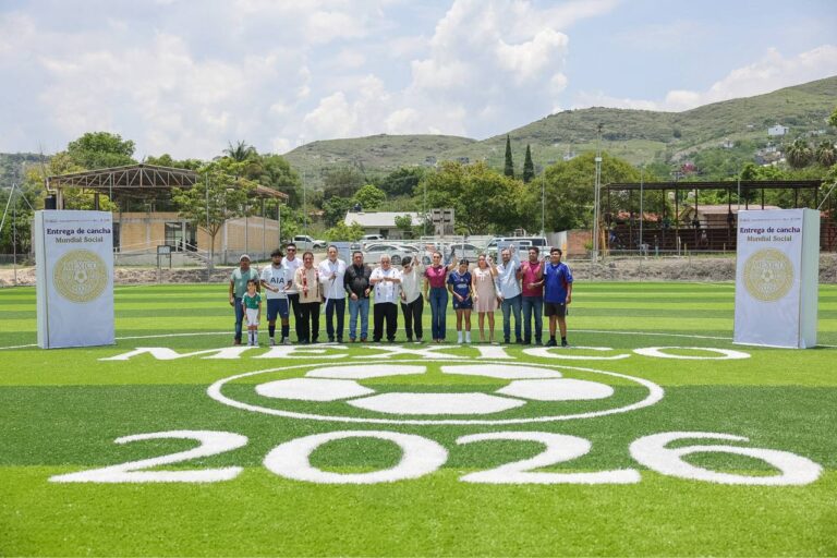 Inaugura Evelyn Salgado cancha mundialista en Mazatlán y fortalece la infraestructura deportiva en Guerrero