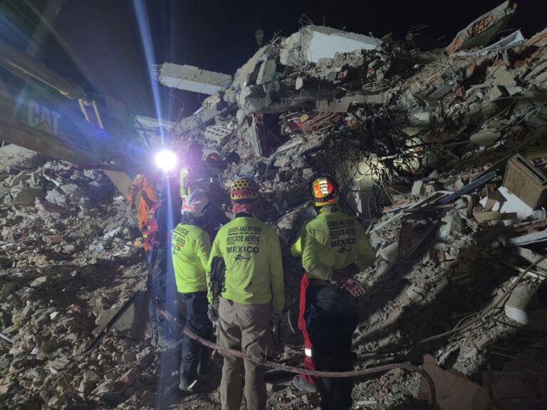 Gobierno de Acapulco mantiene apoyo en labores de rescate tras el terremoto en Venezuela