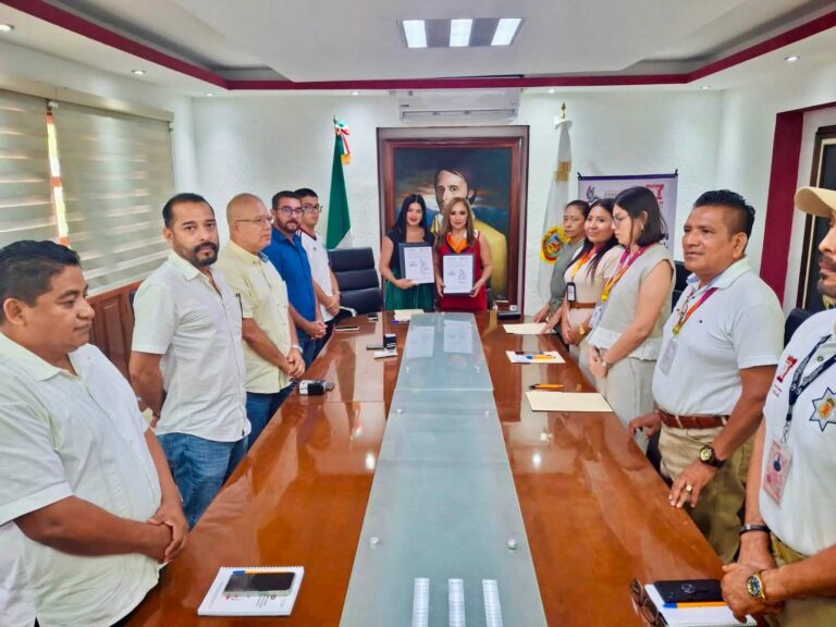CDHEG y Ayuntamiento de Tecpan de Galeana fortalecen alianza en favor de los derechos humanos