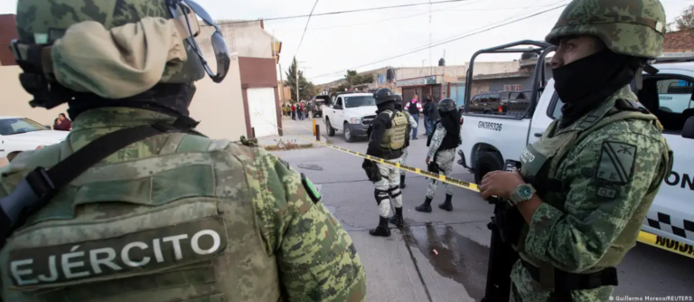 Estalla coche bomba frente a comandancia de Policía en Zacatecas; deja siete heridos