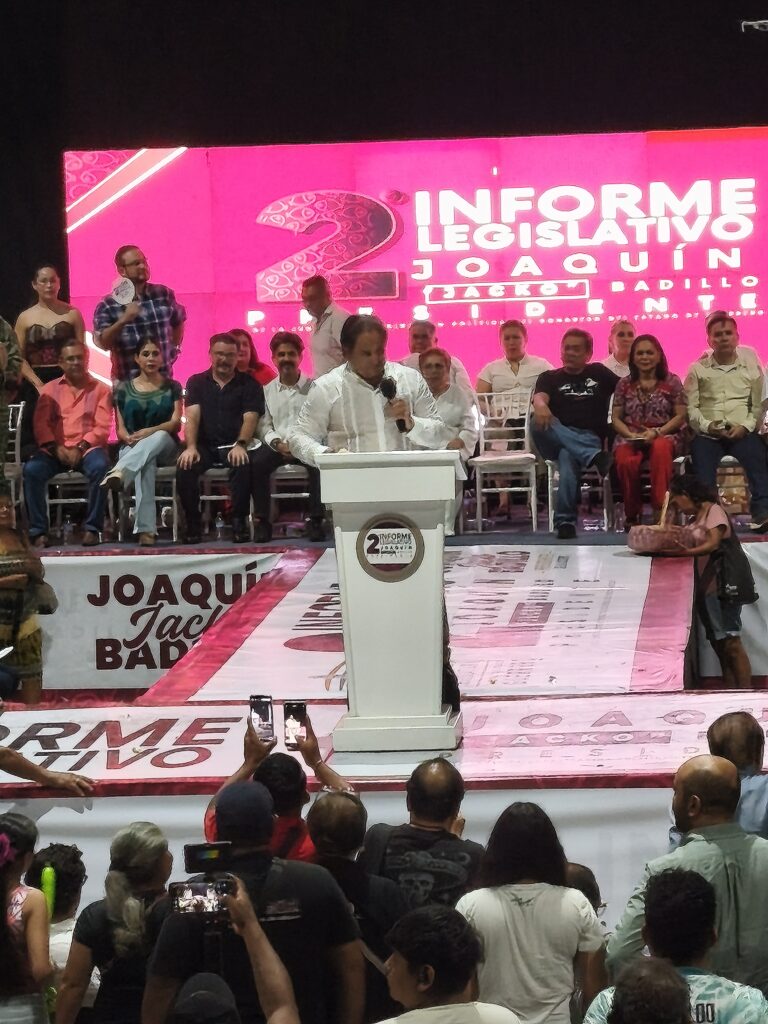 Joaquín Jacko Badillo convoca a acapulqueños en la Arena Coliseo para rendir su segundo informe legislativo 